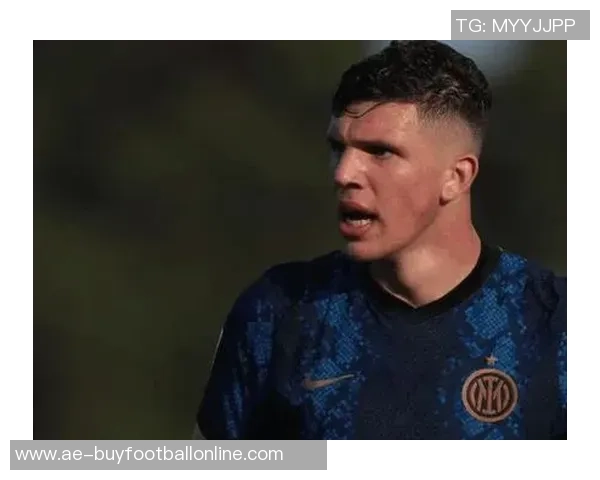 国米将终止卡博尼热那亚租借萨索洛帕尔马争抢新机会 国米将终止卡博尼热那亚租借萨索洛帕尔马争抢新机会